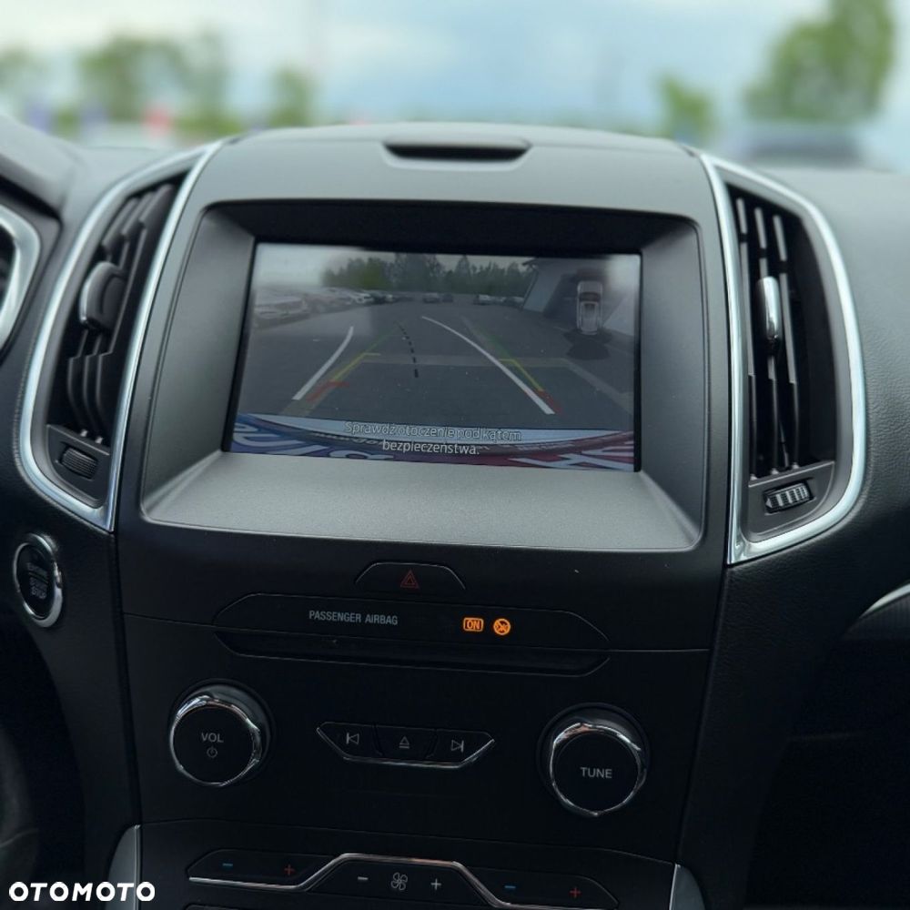 Ford S-Max - 38