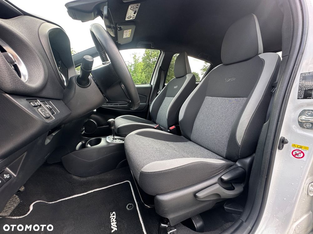 Toyota Yaris - 20
