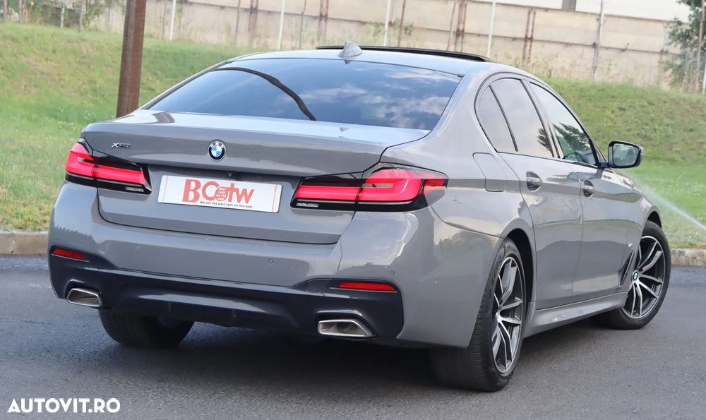 BMW Seria 5 520d xDrive Aut. M Sport Edition - 11