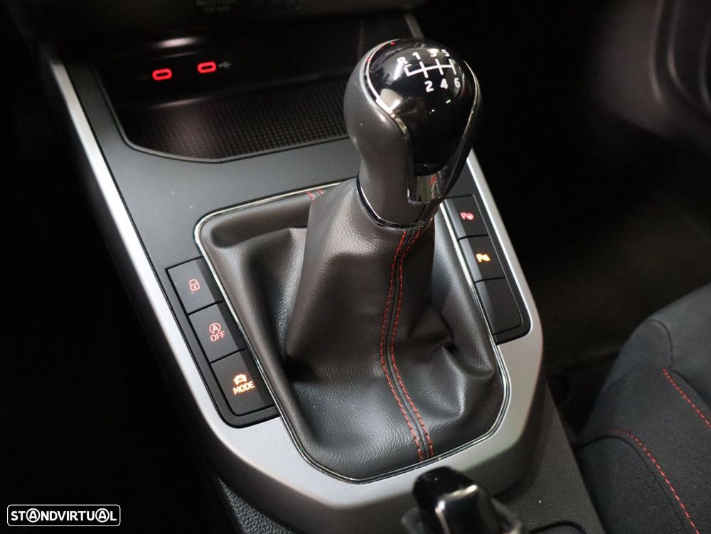 SEAT Arona 1.0 TSI FR - 17