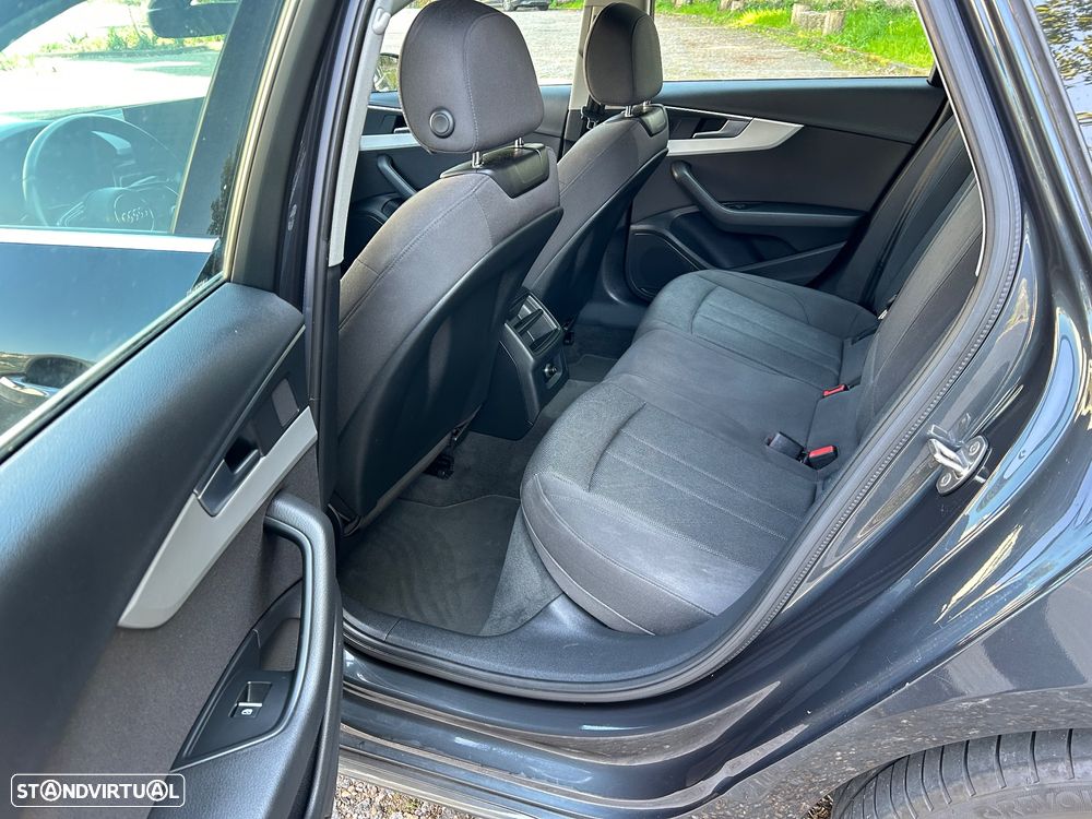 Audi A4 Avant 2.0 TDI Multitronic Advance - 8