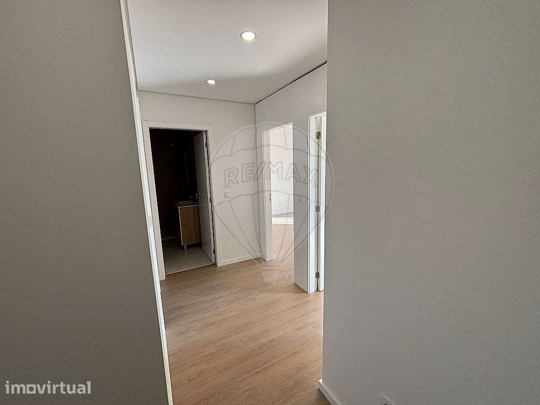 Apartamento T2 para arrendamento - Grande imagem: 3/14