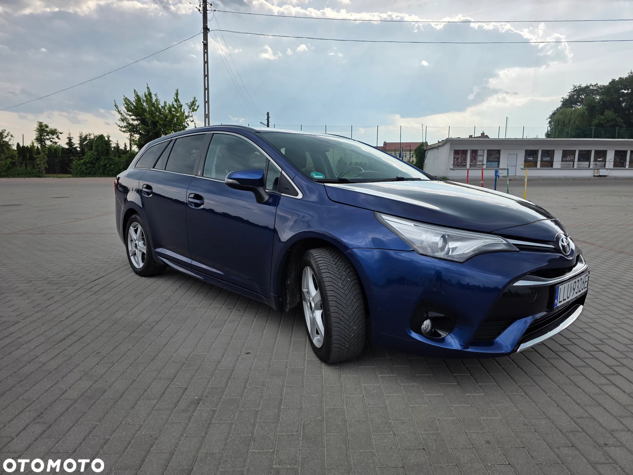 Toyota Avensis Touring Sports 1.8 Multidrive S Comfort - 14