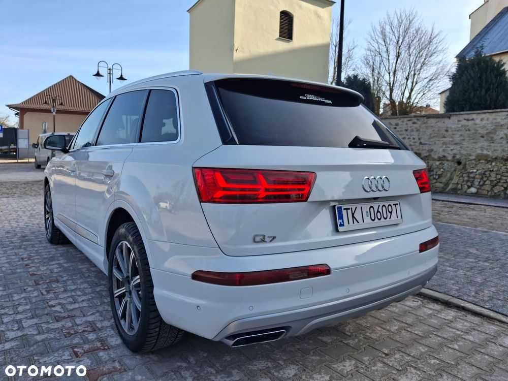 Audi Q7 - 9