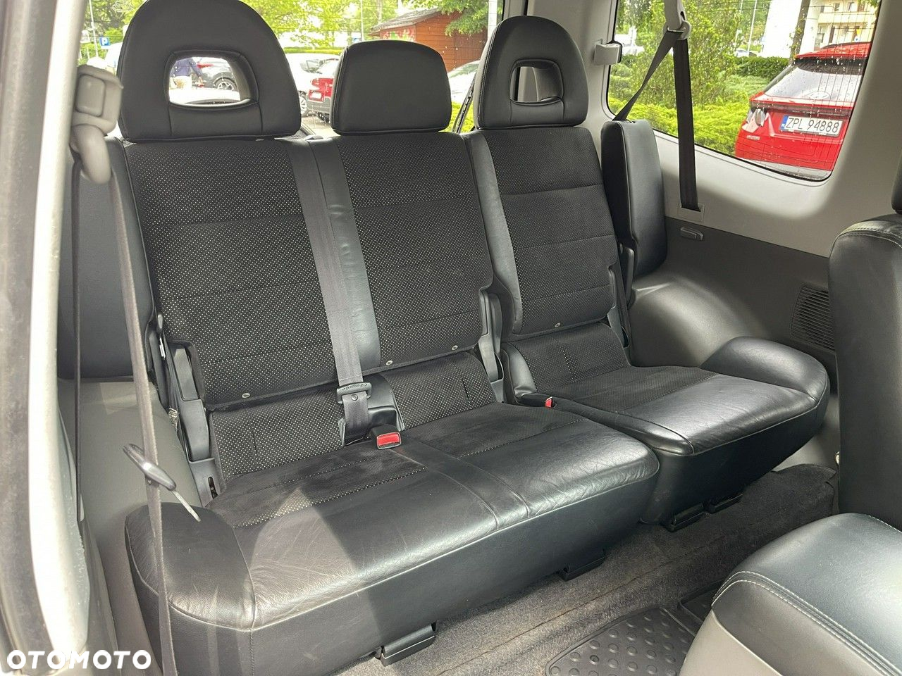 Mitsubishi Pajero - 30