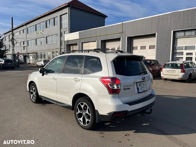 Subaru Forester 2.0XT CVT Sport - 4