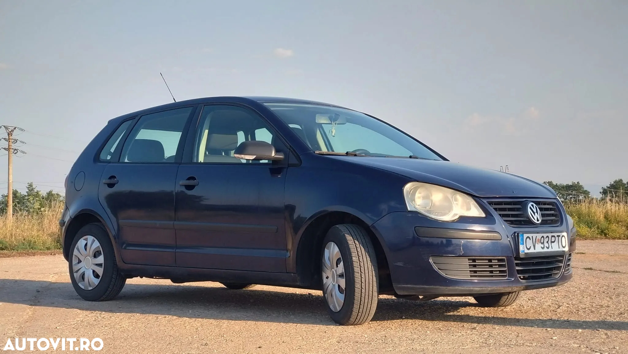 Volkswagen Polo 1.4 Comfortline - 4