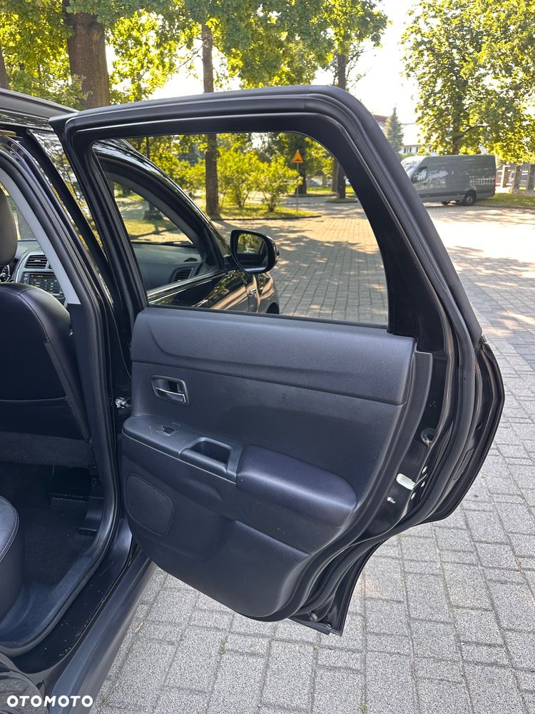 Mitsubishi ASX 1.8 DI-D 2WD Instyle - 22