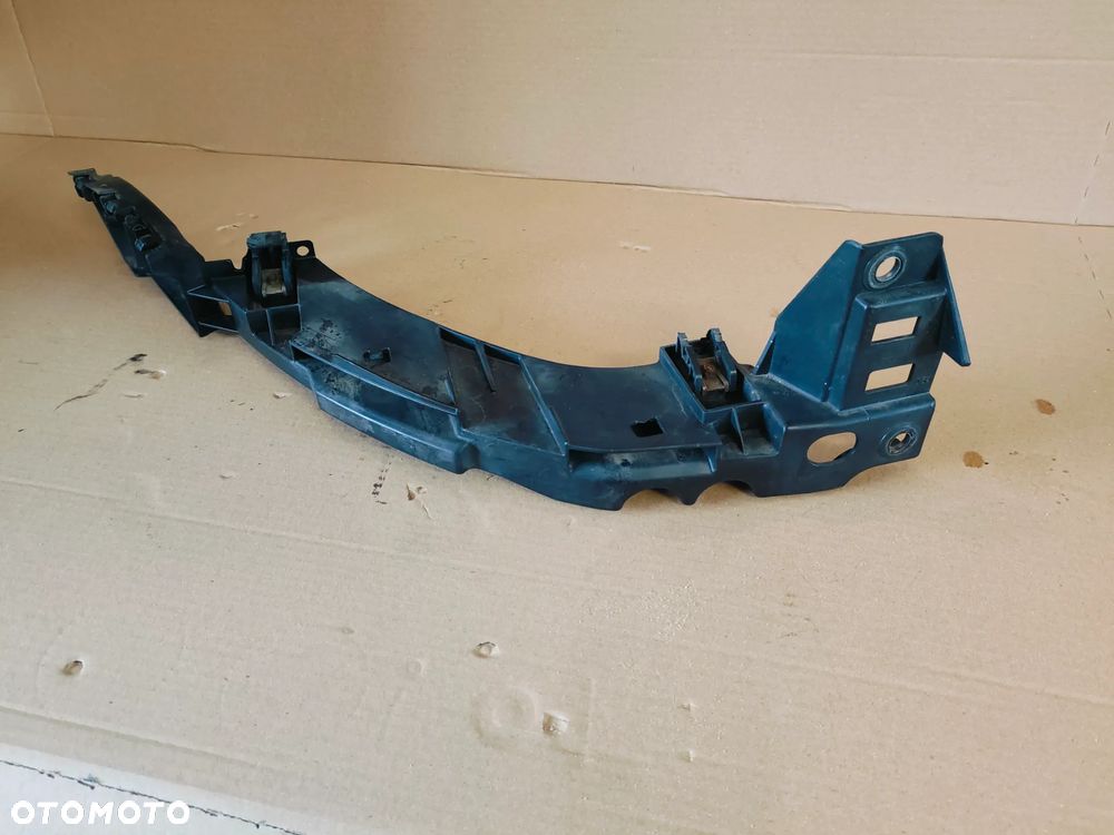 VW POLO 6R 09- ŚLIZG POD LAMPE PRAWY MOCOWANIE ZDERZAKA - 2