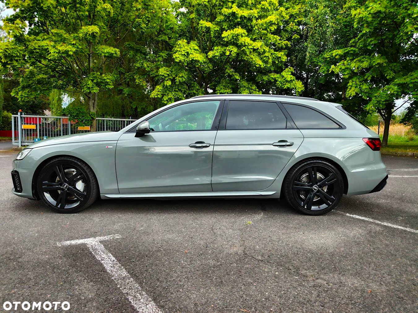 Audi A4 - 4