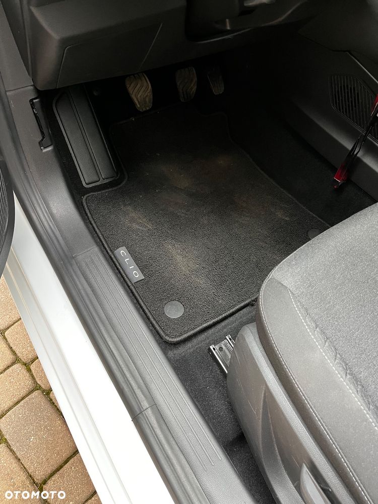 Renault Clio 1.0 TCe Zen - 21