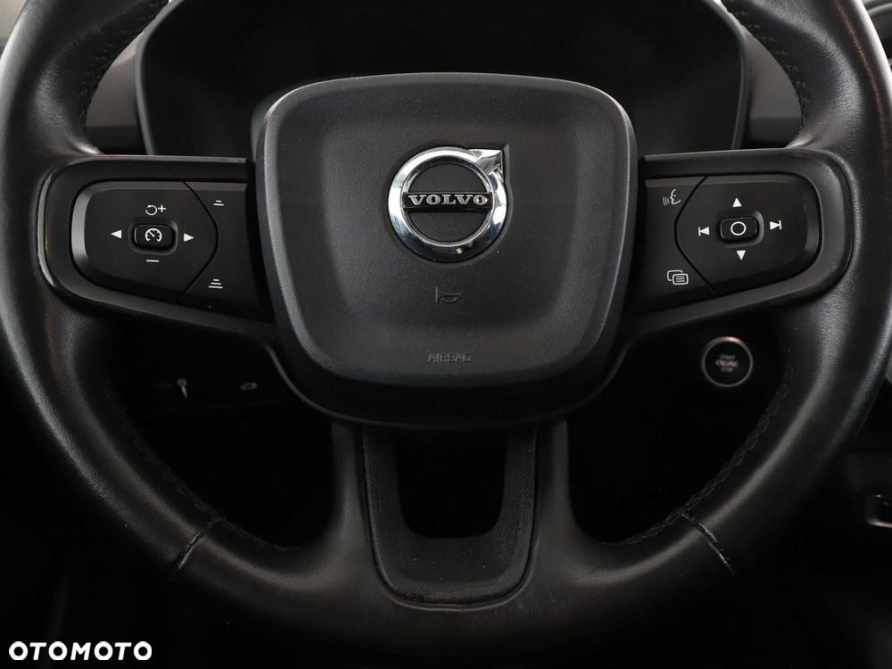 Volvo XC 40 D3 - 22