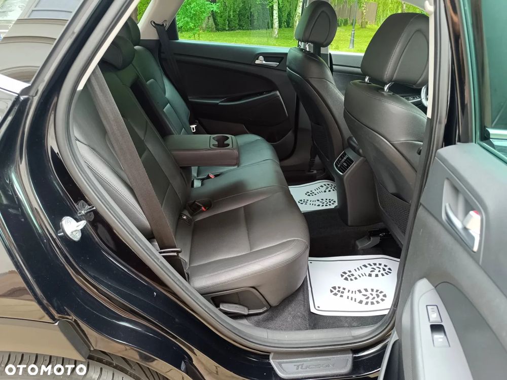 Hyundai Tucson blue 1.7 CRDi 2WD DCT Premium - 35