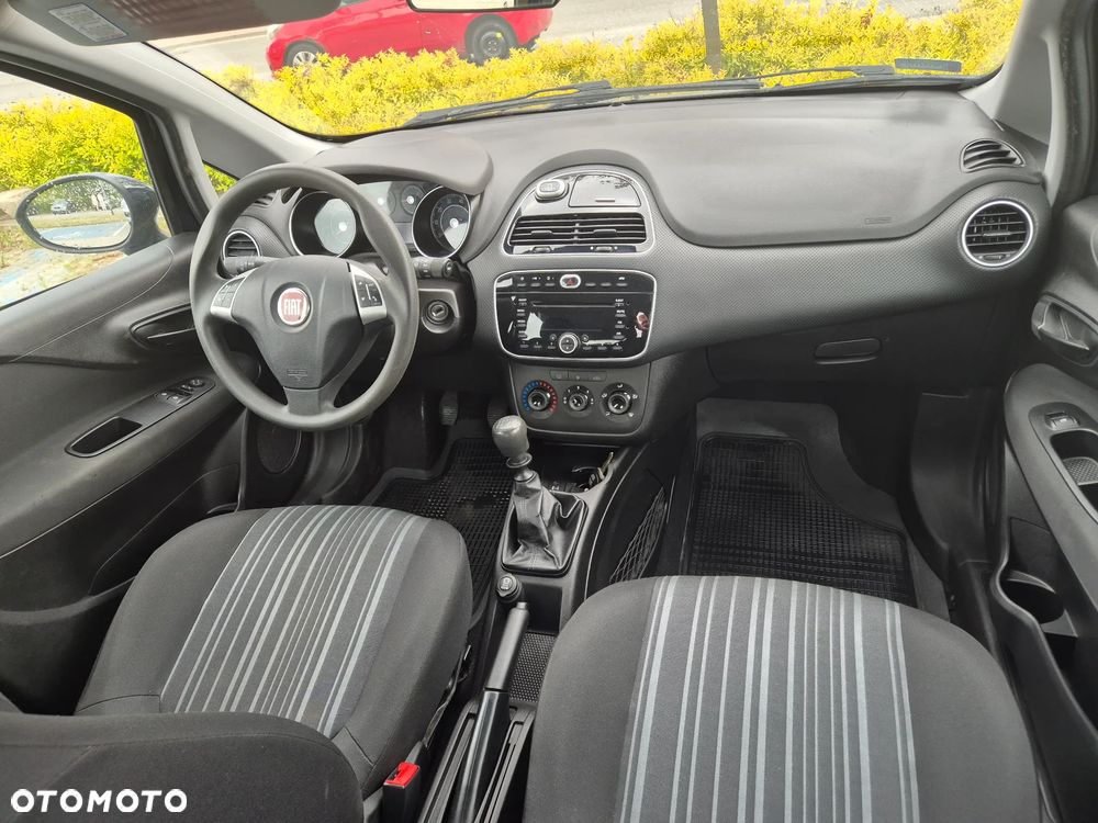 Fiat Grande Punto Actual 1.4 8V Estiva Blue&Me - 7