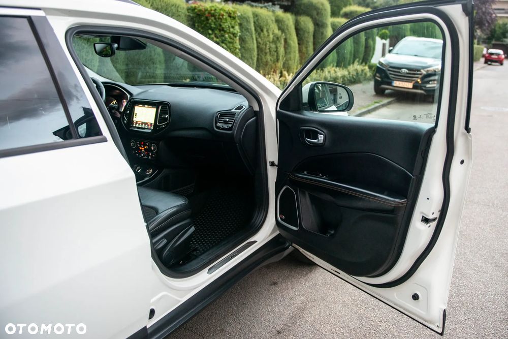 Jeep Compass 1.4 MultiAir Limited - 36