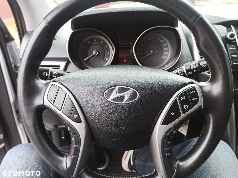 Hyundai i30 1.6 GDI Comfort - 16