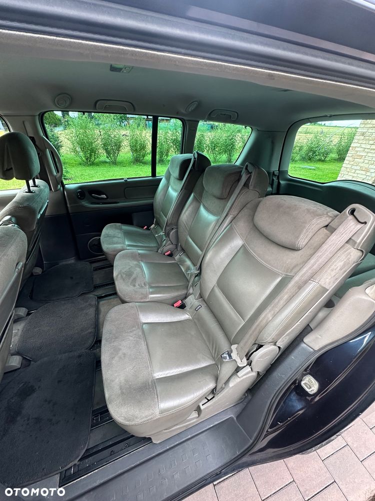 Renault Espace 2.2 dCi Initiale - 9