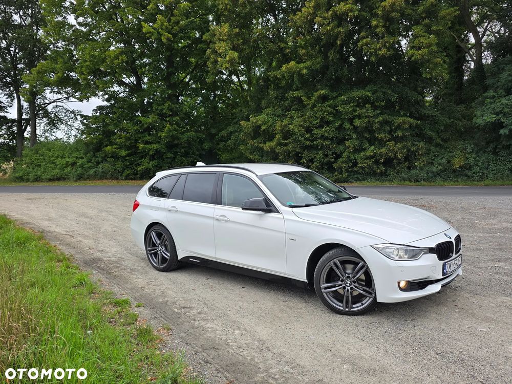 BMW Seria 3 320d Touring Luxury Line - 27