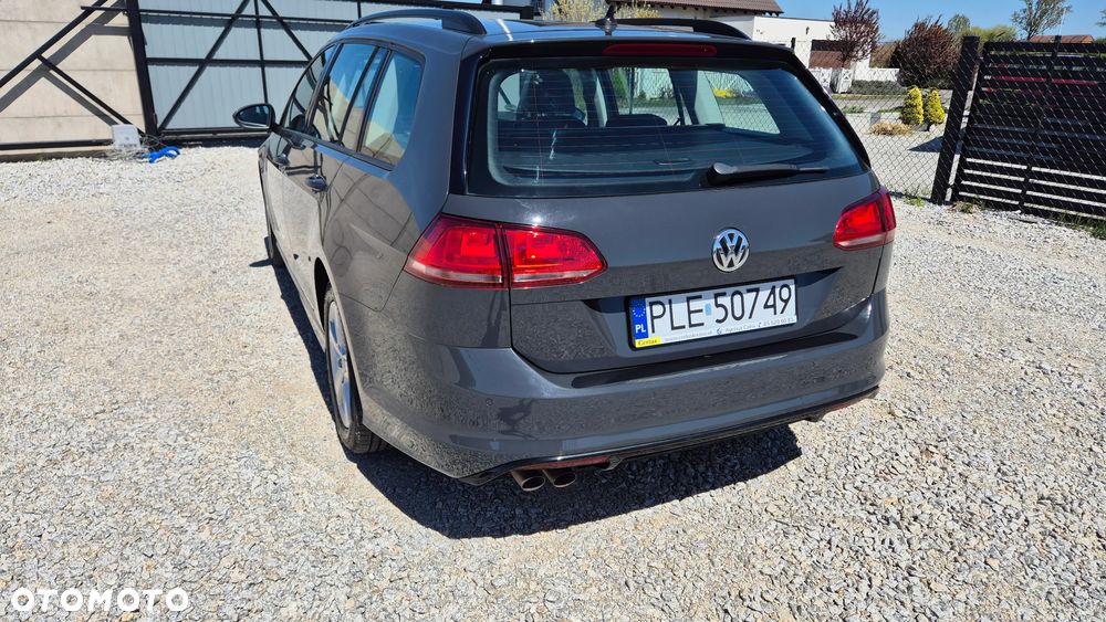 Volkswagen Golf - 26