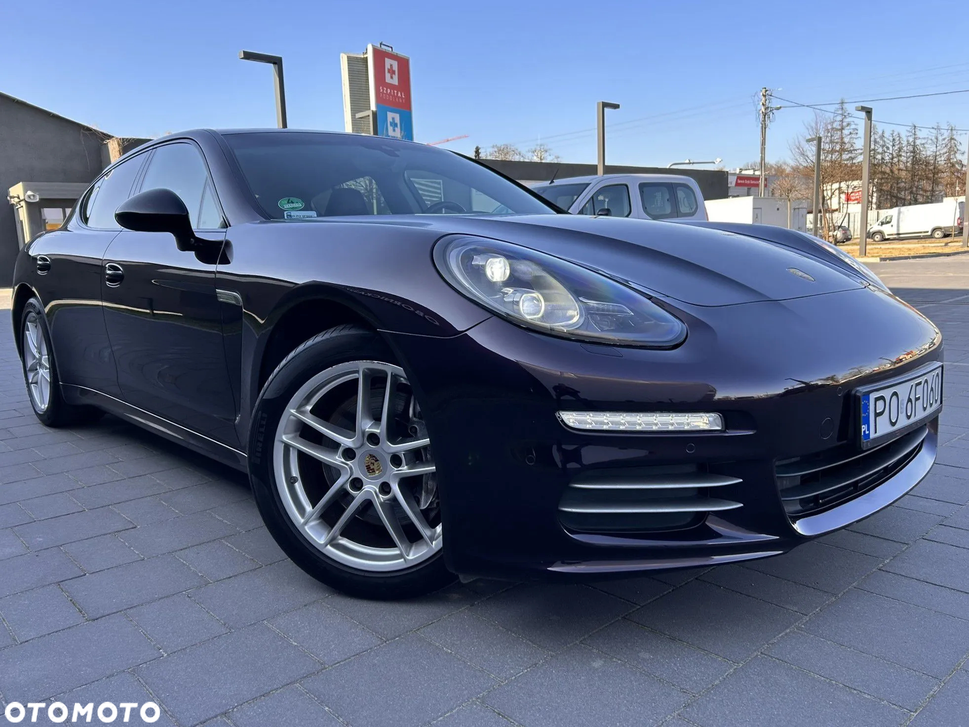 Porsche Panamera Standard - 4
