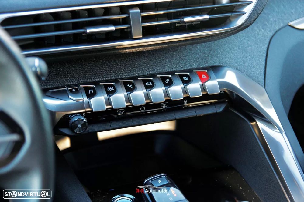 Peugeot 3008 1.6 BlueHDi GT Line EAT6 - 22