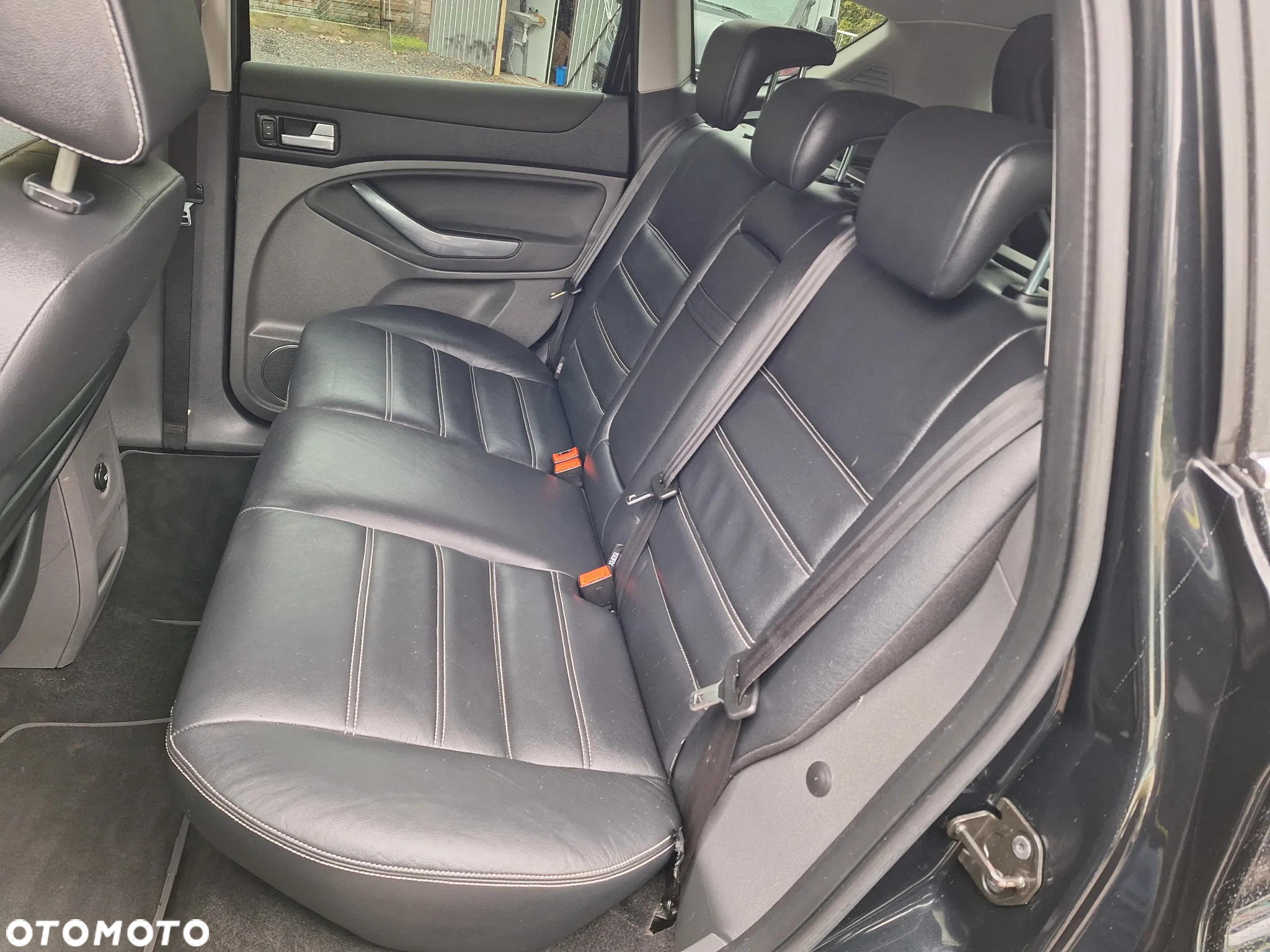 Ford Kuga - 26