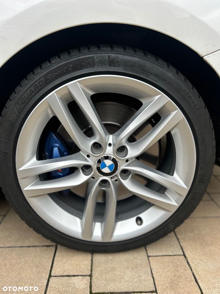 BMW Seria 2 220d - 11