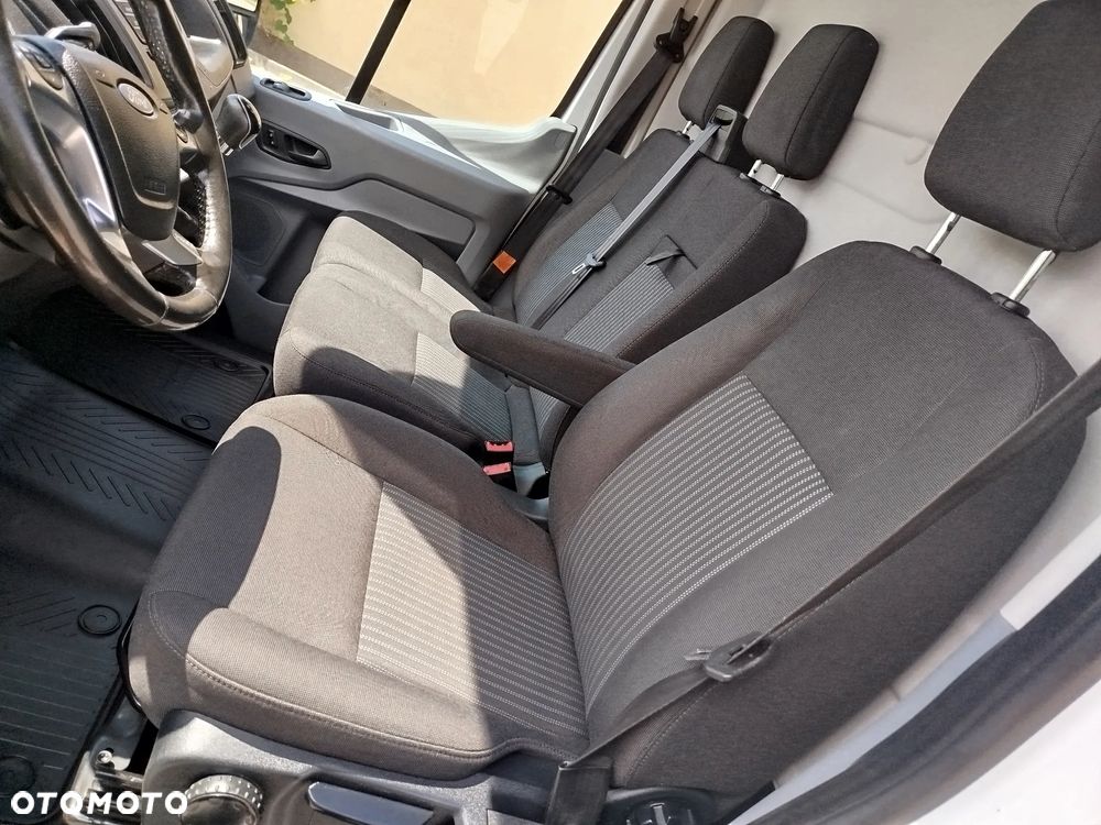 Ford Transit ŚREDNIAK KLIMA STAN SALON - 30