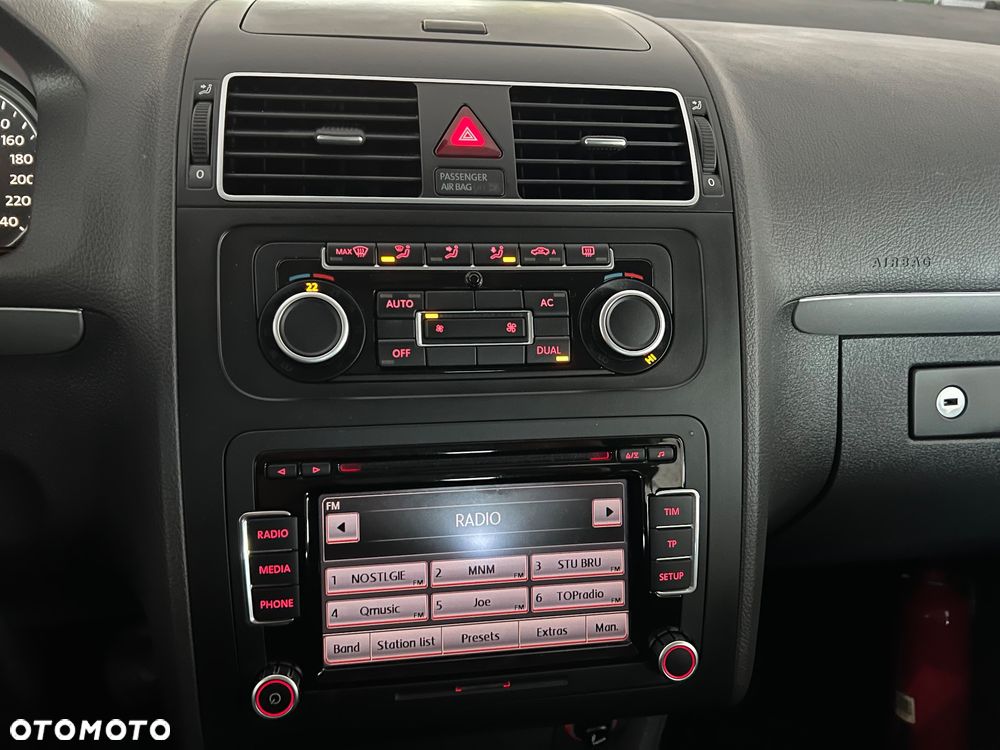 Volkswagen Touran 1.6 TDI DPF BlueMotion Technology Comfortline - 35