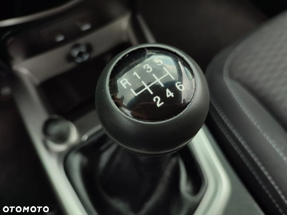 SsangYong/KGM Tivoli e-XGi 160 2WD Start/Stop Quartz - 29