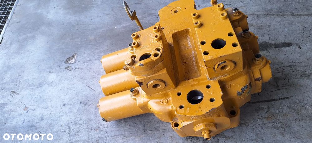 Rozdzielacz hydrauliczny Zettelmeyer 3002 4002 - 4