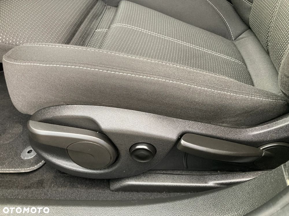 Opel Astra 2.0 CDTI Cosmo - 16