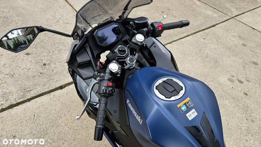 Kawasaki Ninja 500 - 11