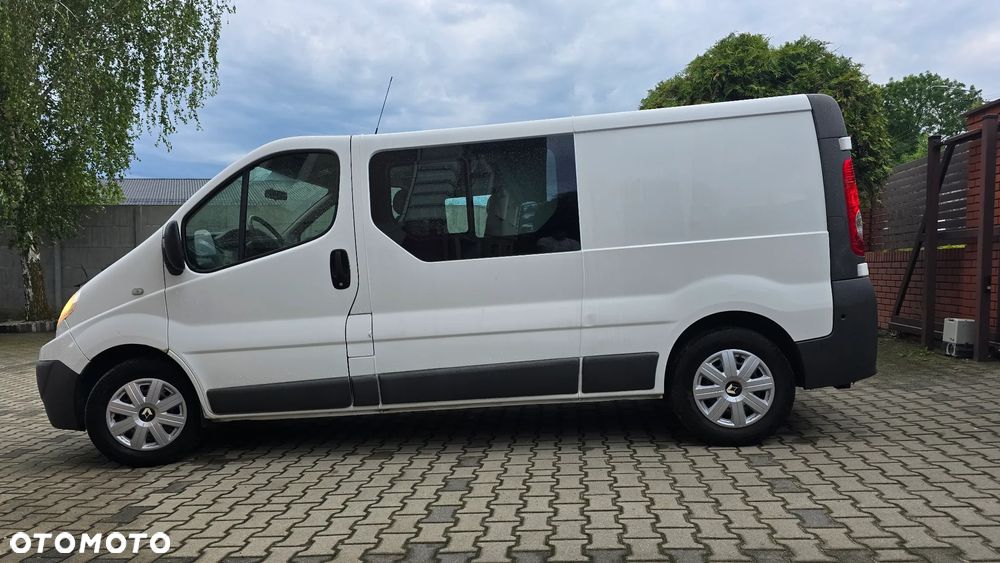 Renault Trafic - 11