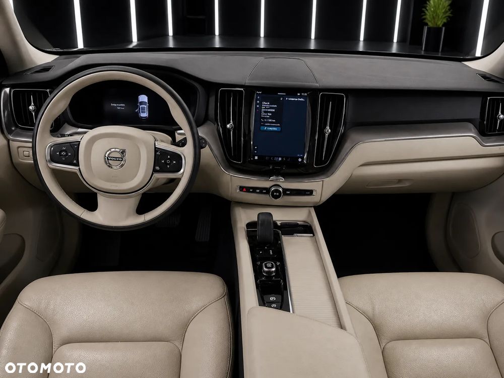 Volvo XC 60 B4 B Momentum Pro - 8