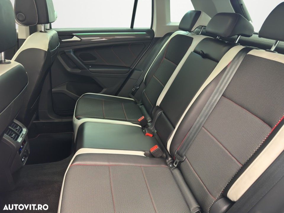 Volkswagen Tiguan 2.0 TSI ACT 4Mot DSG Elegance - 11