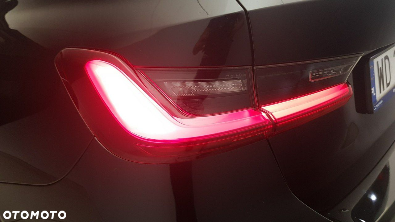BMW Seria 3 - 16