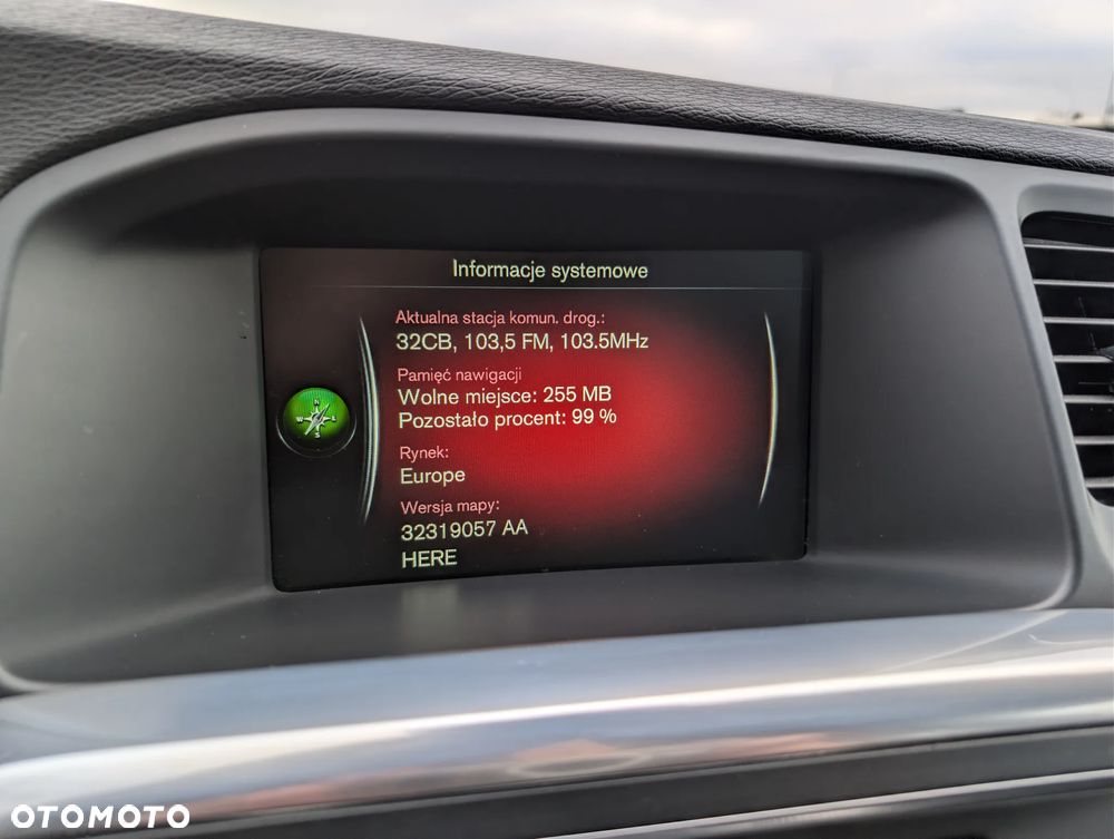 Volvo S60 T5 Drive-E Dynamic Edition (Momentum) - 4