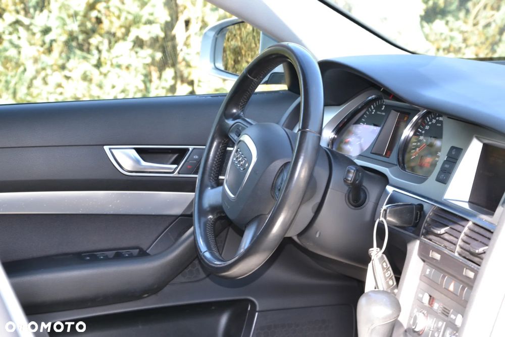 Audi A6 Avant - 13