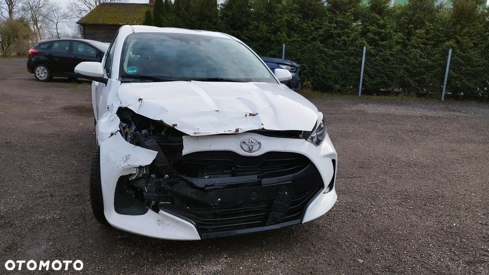 Toyota Yaris 1.0 VVT-i Club - 3