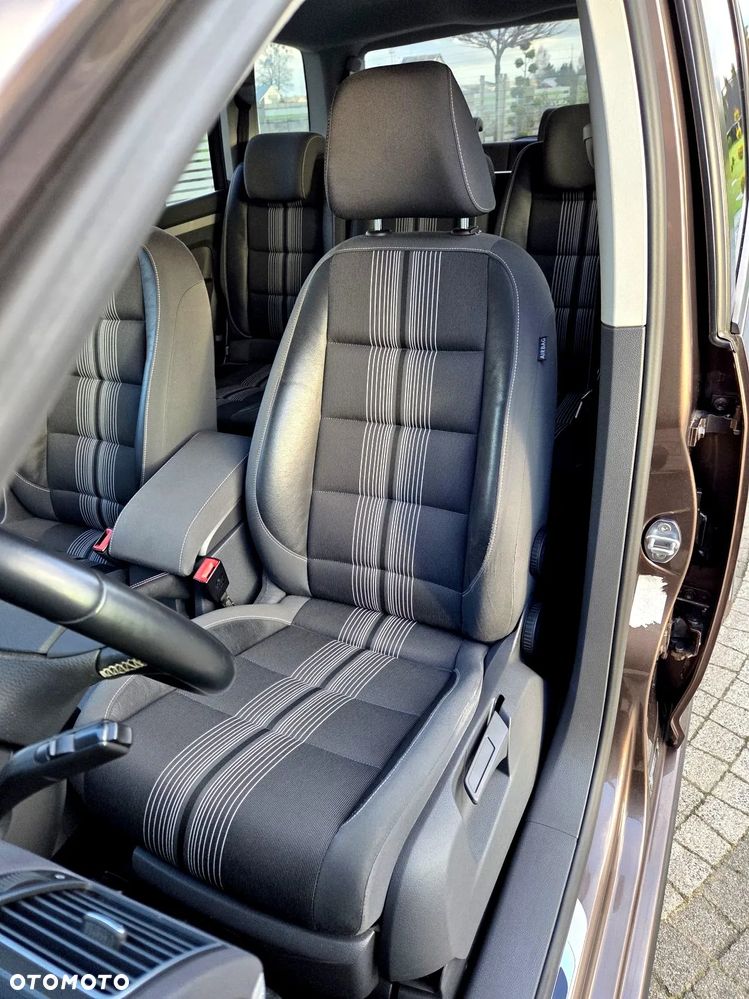 Volkswagen Touran 1.6 TDI DPF MATCH - 17