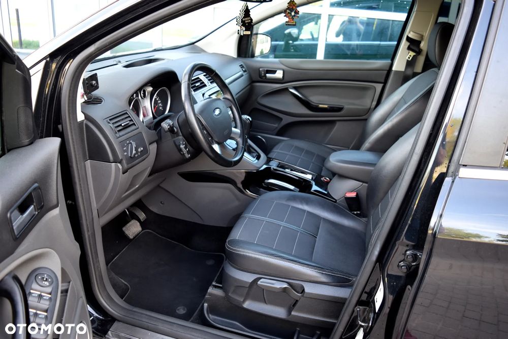 Ford Kuga - 6