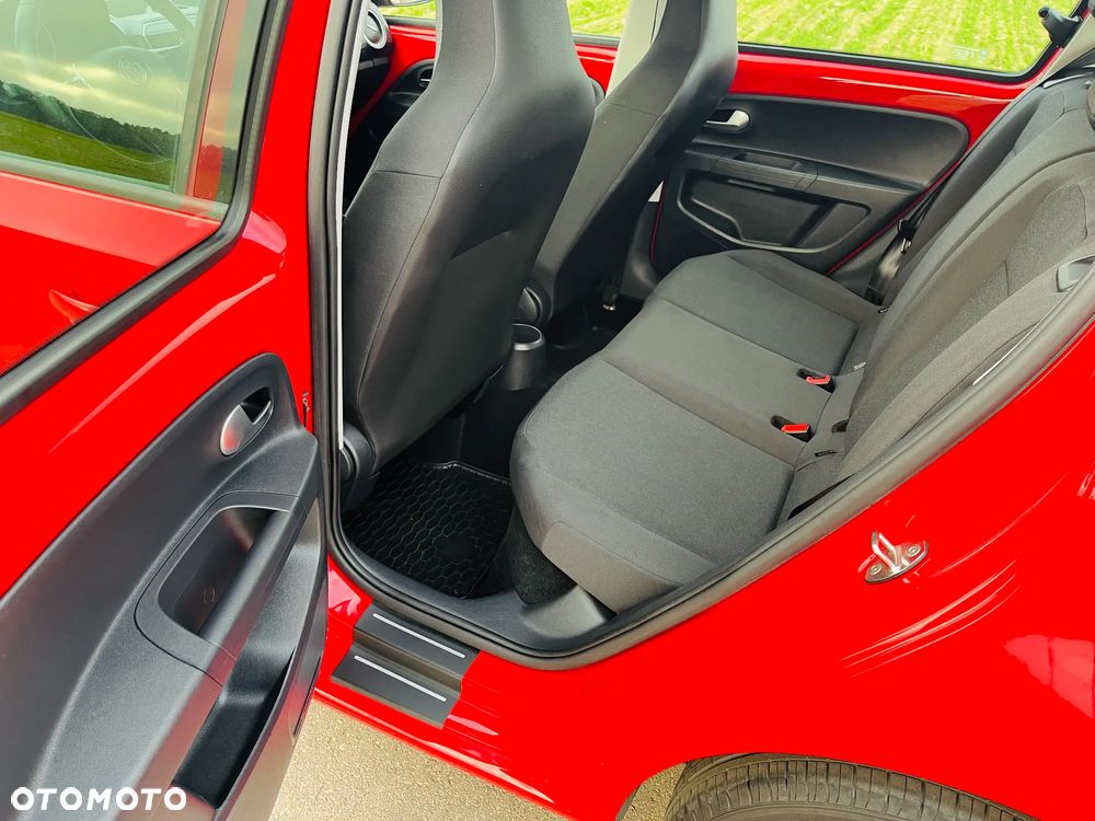 Volkswagen up! - 14
