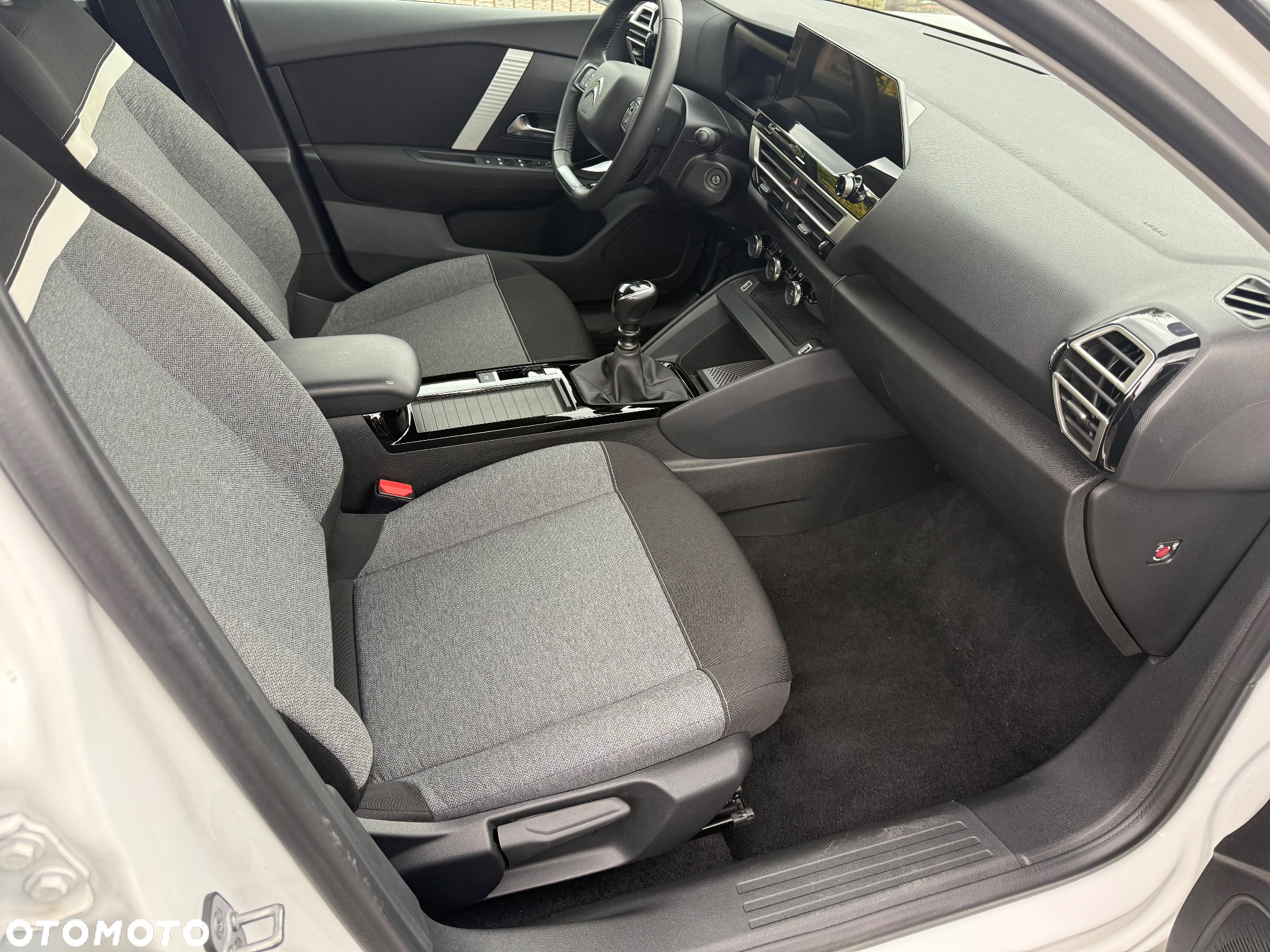 Citroën C4 PureTech 100 Stop&Start LIVE - 7