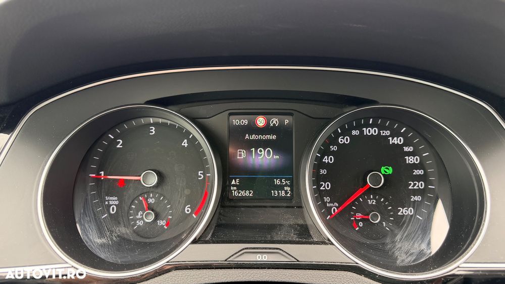 Volkswagen Passat 2.0 TDI SCR DSG Business - 15