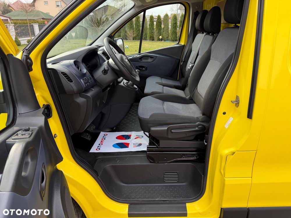 Opel Vivaro - 19