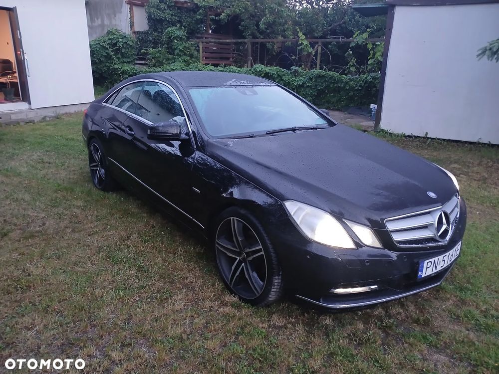 Mercedes-Benz Klasa E 220 CDI DPF BlueEFFICIENCY Automatik Avantgarde - 9