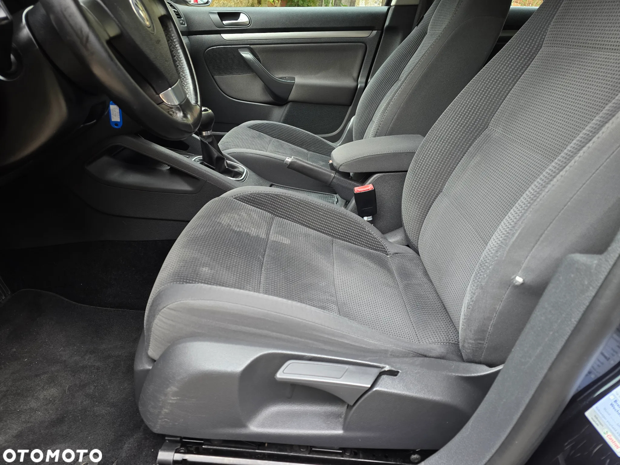 Volkswagen Golf Variant 2.0 TDI DPF Exclusive - 15