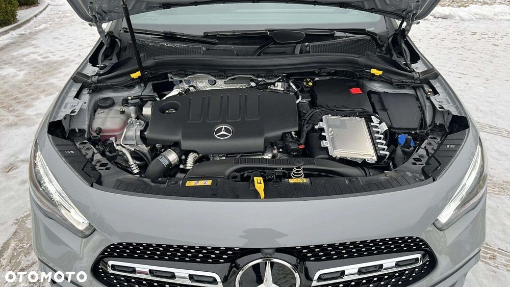 Mercedes-Benz GLA - 26