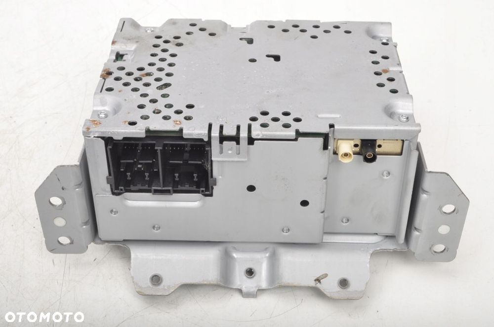 FORD FIESTA MK8 RADIO NAWIGACJA H1BT-18K810-VNM - 1